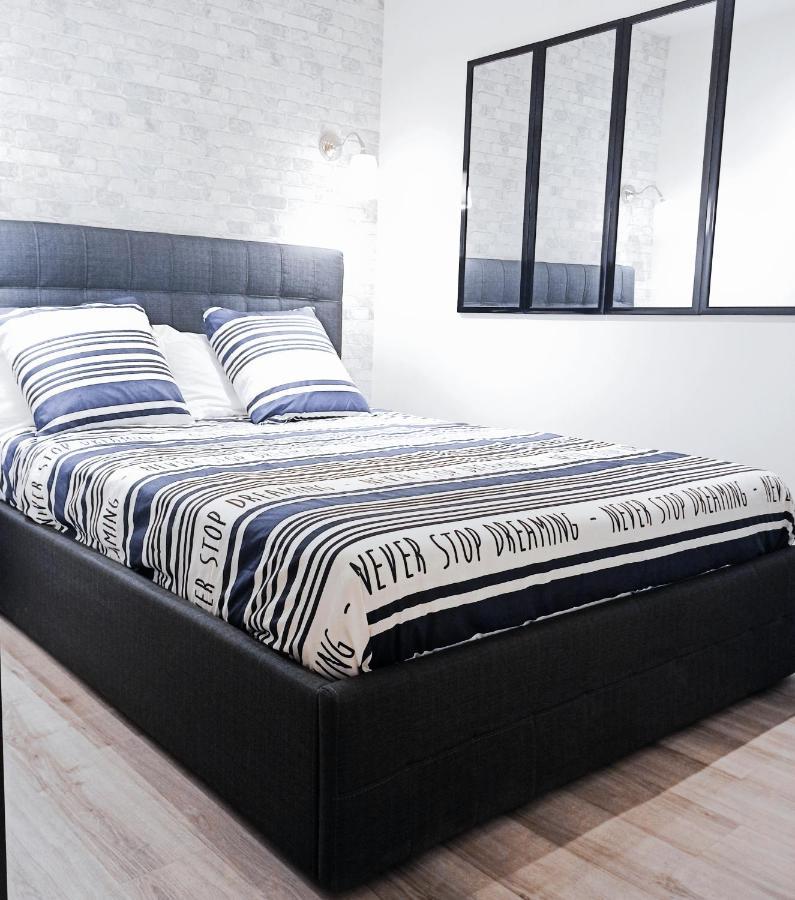 Detente & Jardin By Beds4Wanderlust - Charmant T2 Avec Jardin - Gare Plaisir-Grignon, Versailles 20Km Εξωτερικό φωτογραφία