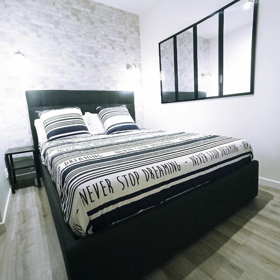 Detente & Jardin By Beds4Wanderlust - Charmant T2 Avec Jardin - Gare Plaisir-Grignon, Versailles 20Km Εξωτερικό φωτογραφία